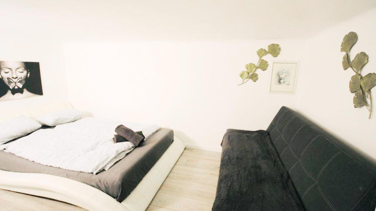 Comfortable Rooms In Akh Area Viena Exterior foto