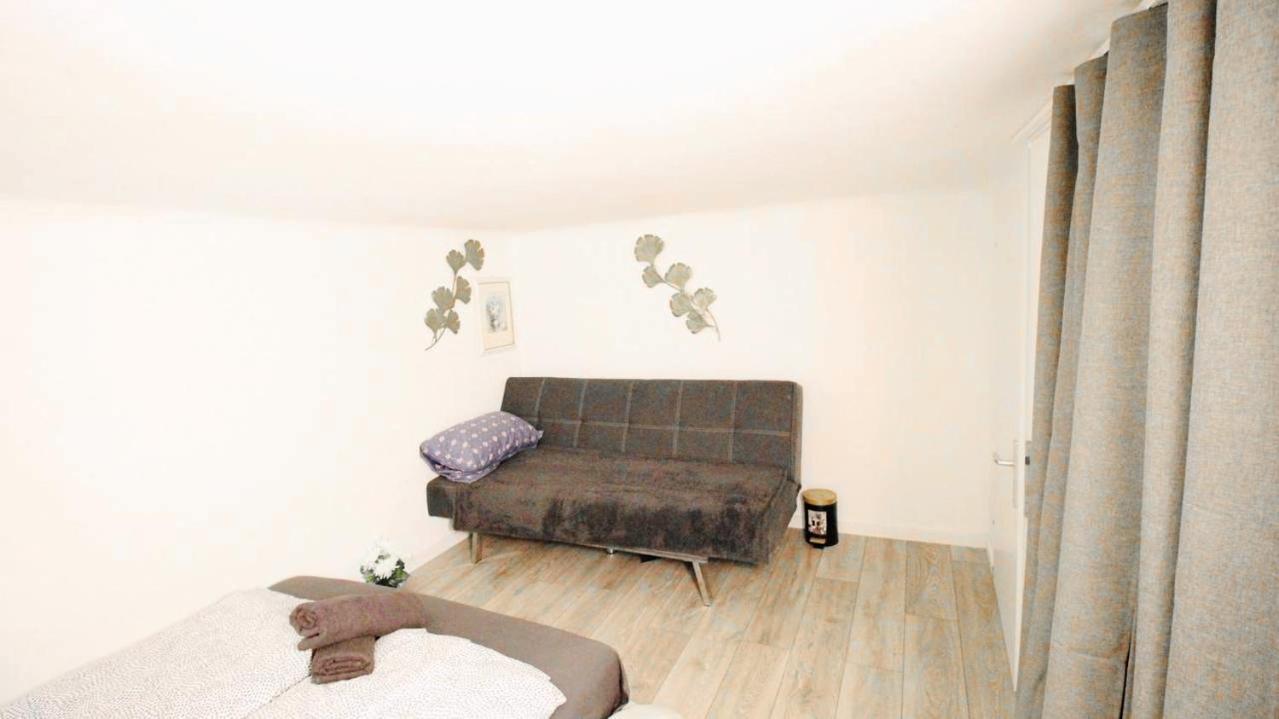 Comfortable Rooms In Akh Area Viena Exterior foto