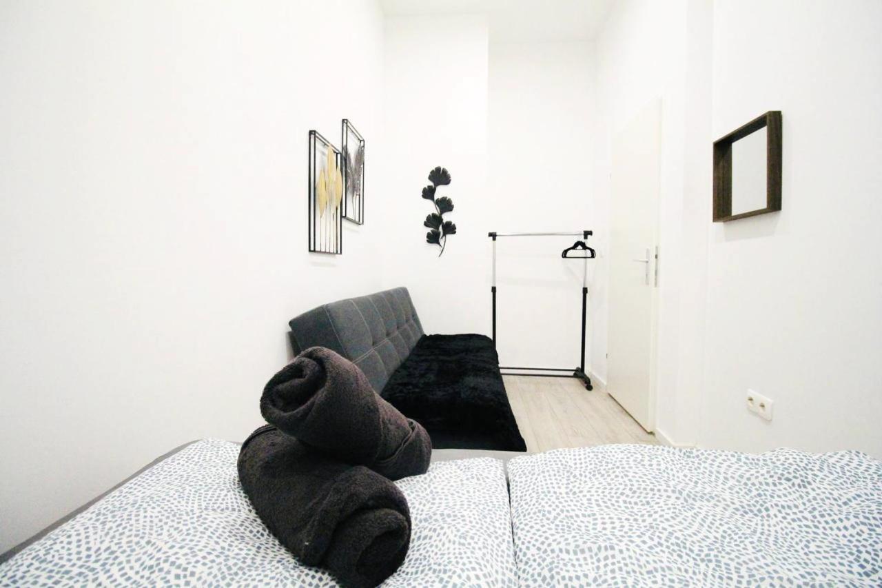 Comfortable Rooms In Akh Area Viena Exterior foto