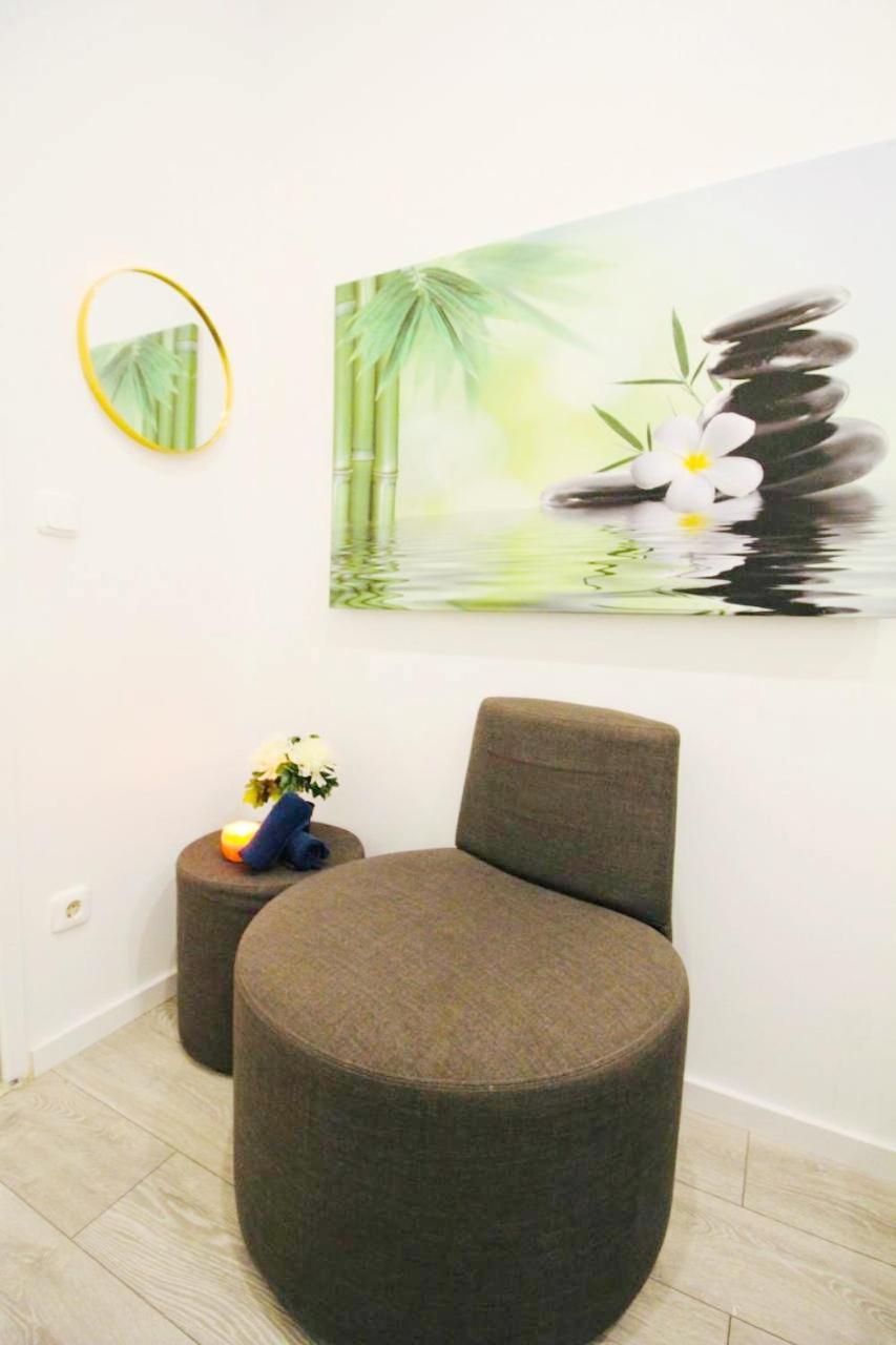 Comfortable Rooms In Akh Area Viena Exterior foto