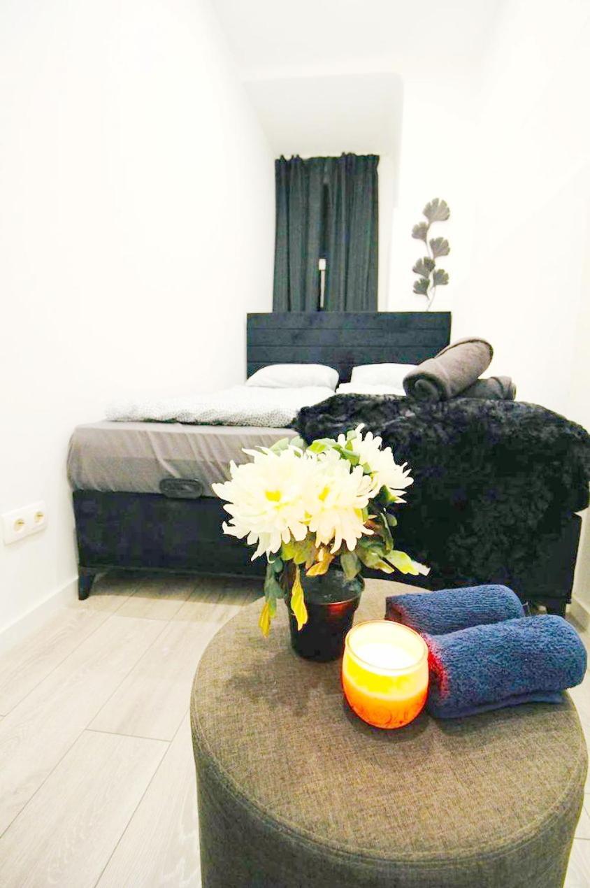 Comfortable Rooms In Akh Area Viena Exterior foto