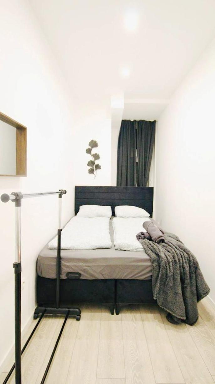 Comfortable Rooms In Akh Area Viena Exterior foto